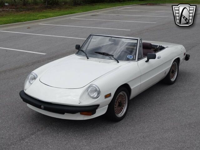 Alfa Romeo Spider 1977 image number 10