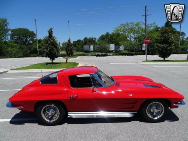 Chevrolet Corvette 1963 image number 15