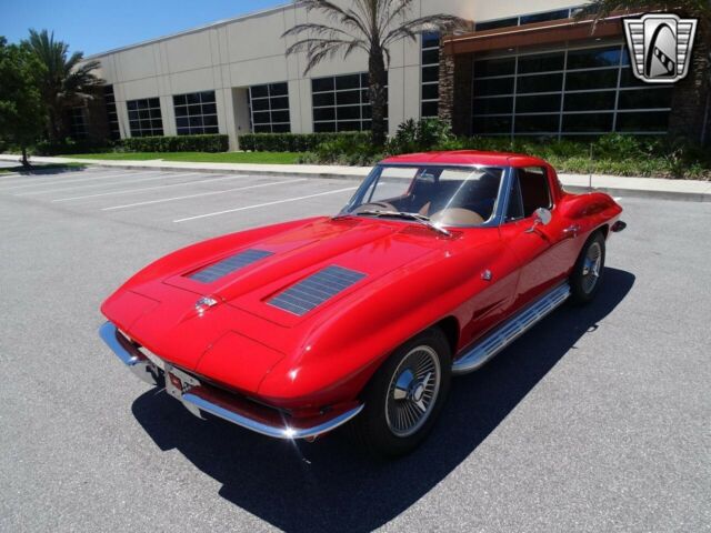 Chevrolet Corvette 1963 image number 28