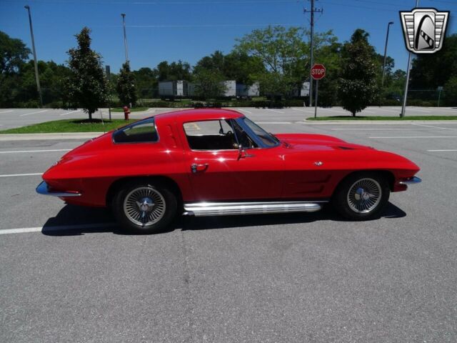 Chevrolet Corvette 1963 image number 38