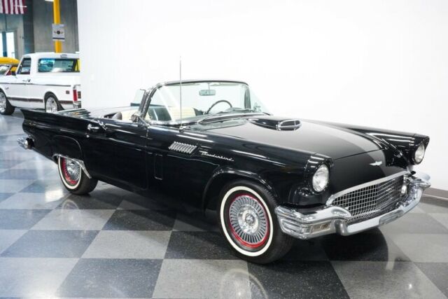 Ford Thunderbird 1957 image number 41