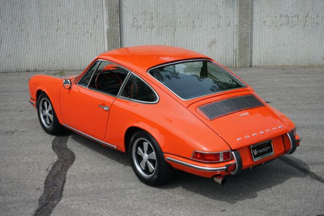 Porsche 911 1969 image number 16