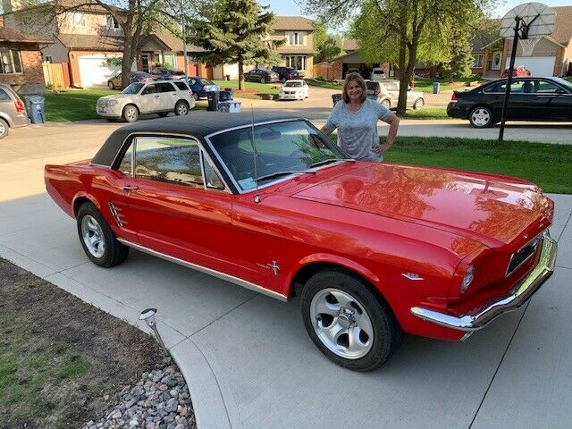 Ford Mustang 1966 image number 7