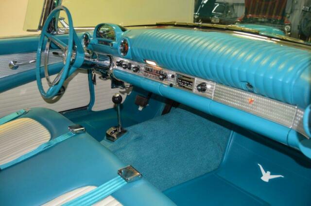 Ford Thunderbird 1956 image number 17