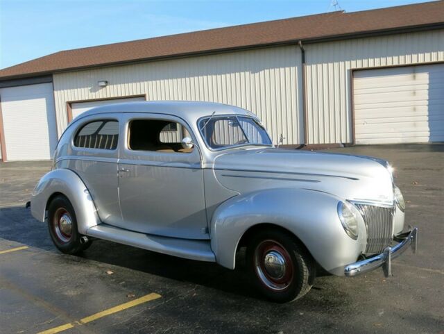 Ford Deluxe Tudor Sedan, 1939 image number 38