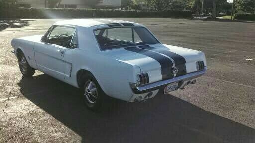 Ford Mustang 1965 image number 1