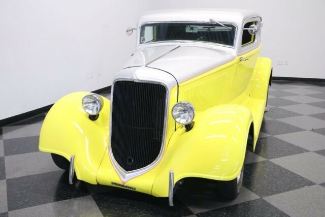 Plymouth 5-Window Coupe 1934 image number 20