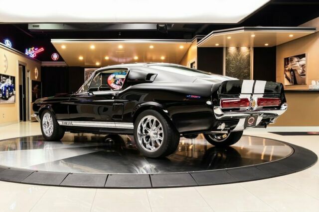 Ford Mustang 1967 image number 14