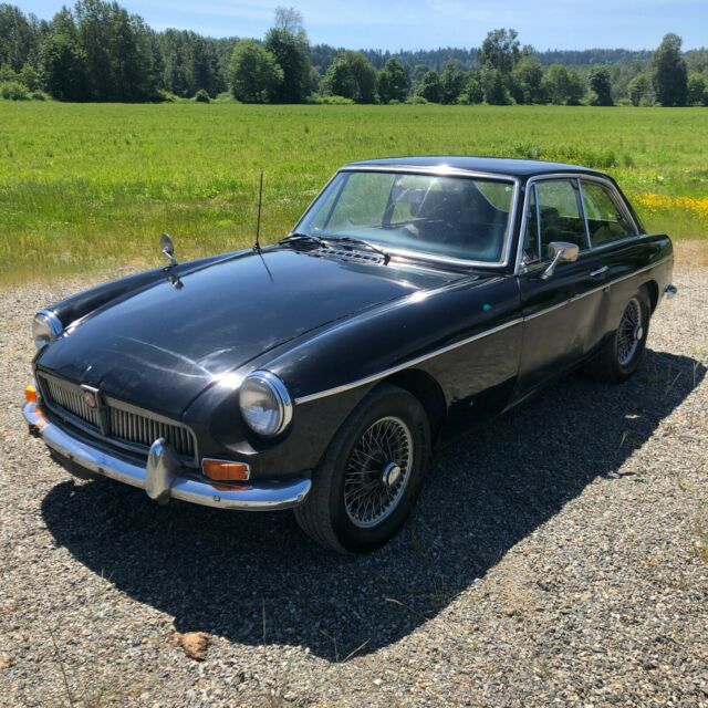 MG MGB 1968 image number 2