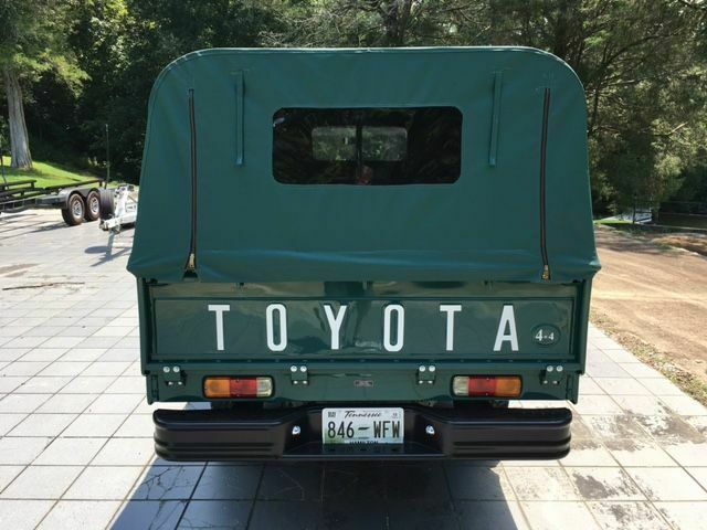 Toyota FJ Cruiser 1978 image number 2