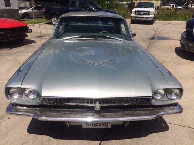 Ford Thunderbird 1966 image number 1