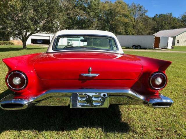 Ford Thunderbird 1957 image number 16