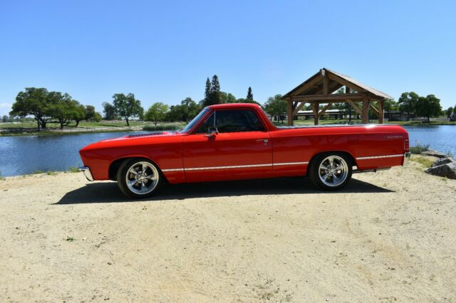 Chevrolet El Camino 1967 image number 13