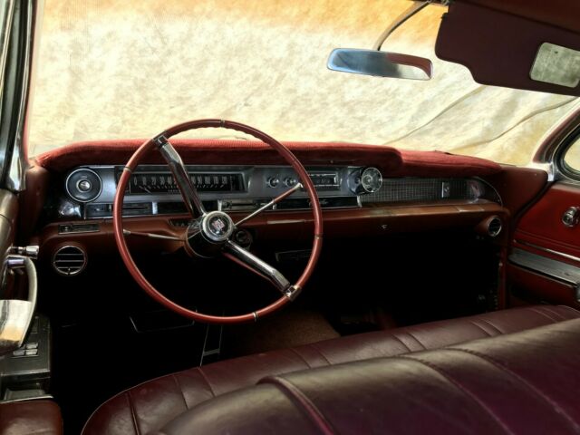 Cadillac DeVille 1962 image number 10