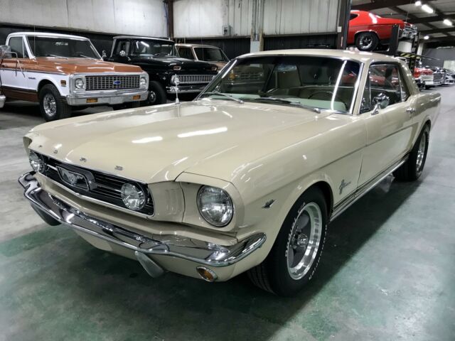 Ford Mustang 1966 image number 0