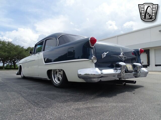 Oldsmobile Rocket 88 1954 image number 44