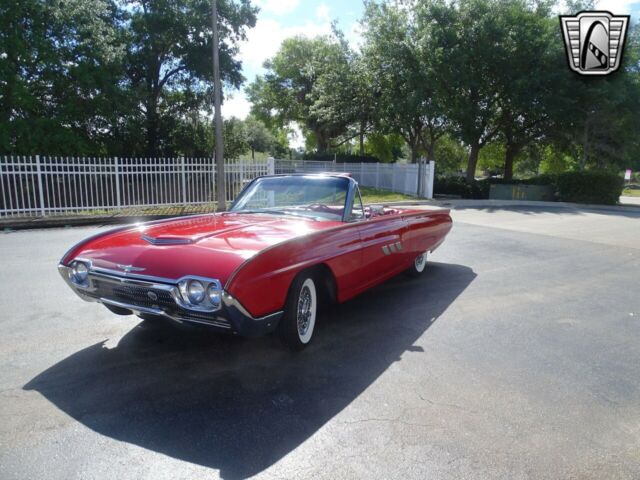 Ford Thunderbird 1963 image number 3