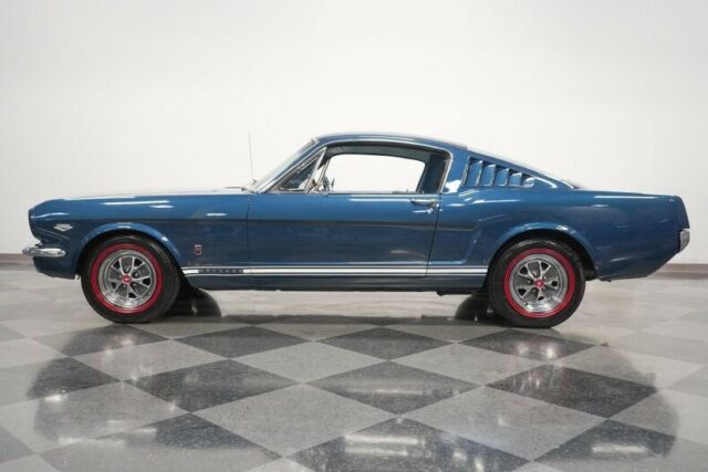 Ford Mustang 1965 image number 26