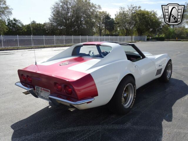 Chevrolet Corvette 1969 image number 31