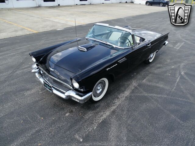 Ford Thunderbird 1957 image number 23