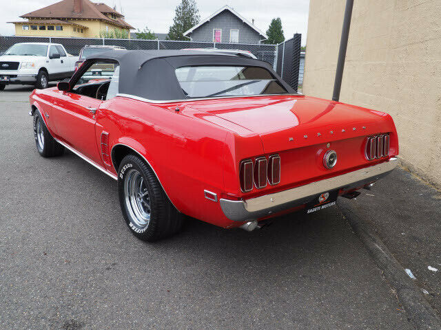 Ford Mustang 1969 image number 14