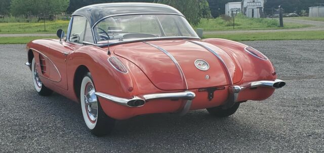 Chevrolet Corvette 1958 image number 1