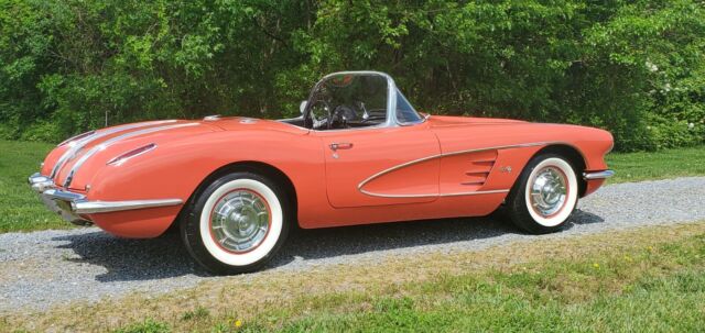 Chevrolet Corvette 1958 image number 32