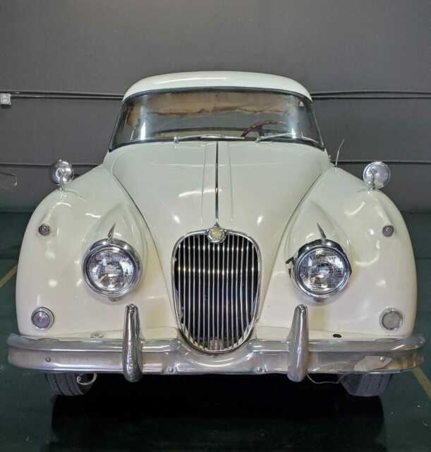 Jaguar XK 1959 image number 1