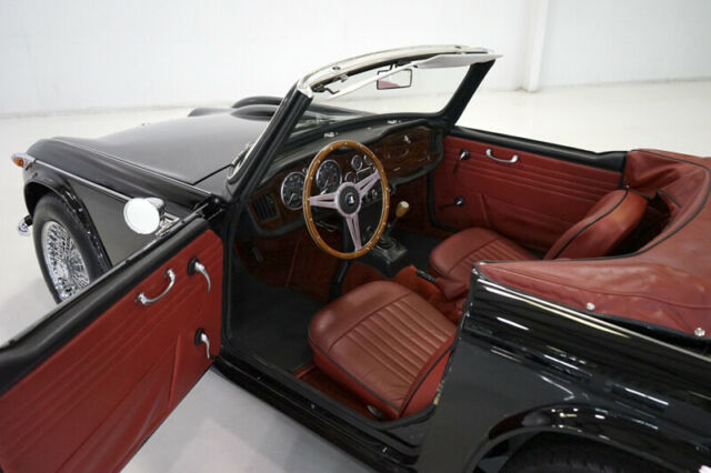 Triumph TR4A 1966 image number 12