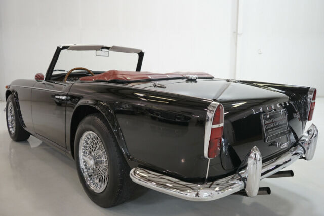 Triumph TR4A 1966 image number 29