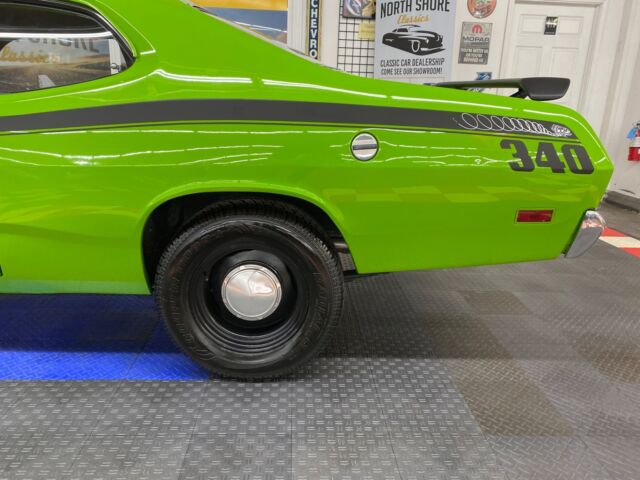 Plymouth Duster 1970 image number 22