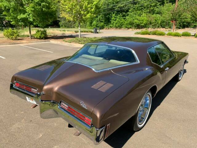 Buick Riviera 1971 image number 0