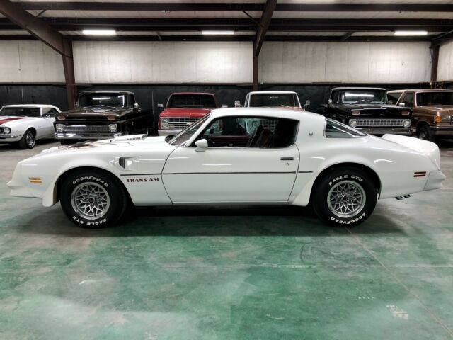 Pontiac Trans Am 1977 image number 1