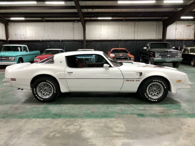 Pontiac Trans Am 1977 image number 29