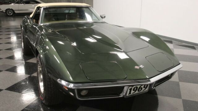 Chevrolet Corvette 1969 image number 18