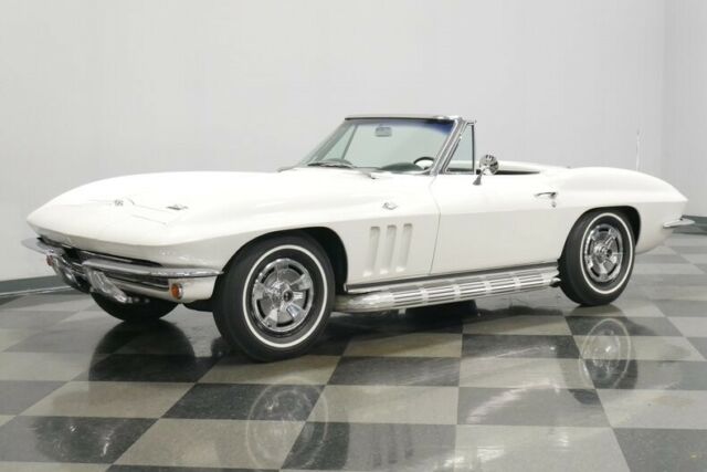 Chevrolet Corvette 1966 image number 30