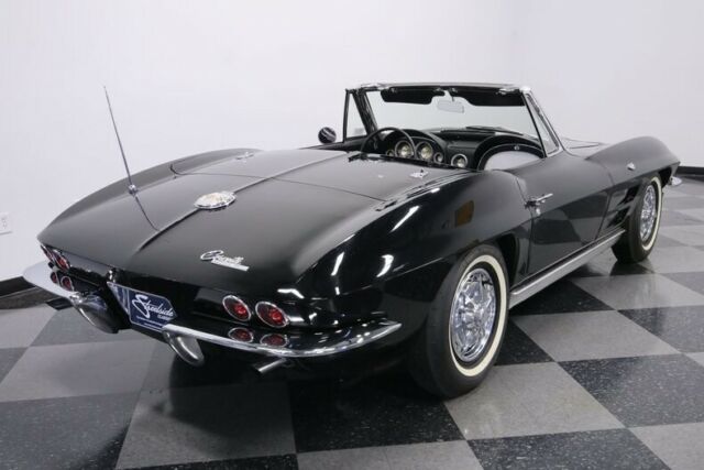 Chevrolet Corvette 1963 image number 37