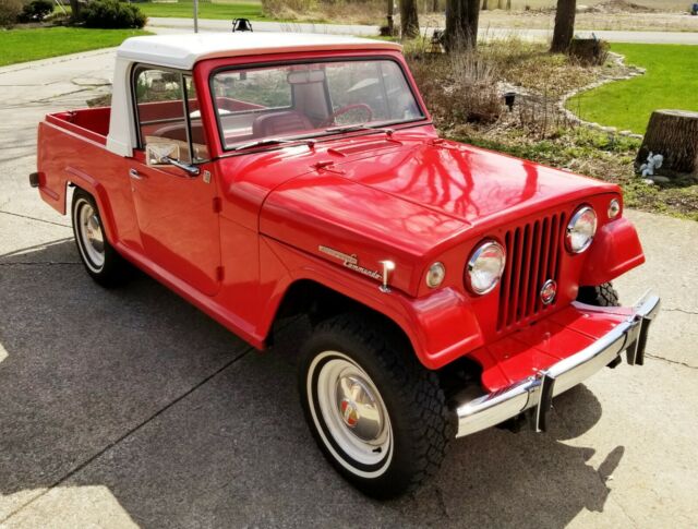 Kaiser Jeepster Commando Pickup 1967 image number 0