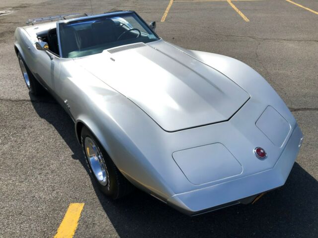 Chevrolet Corvette 1974 image number 0