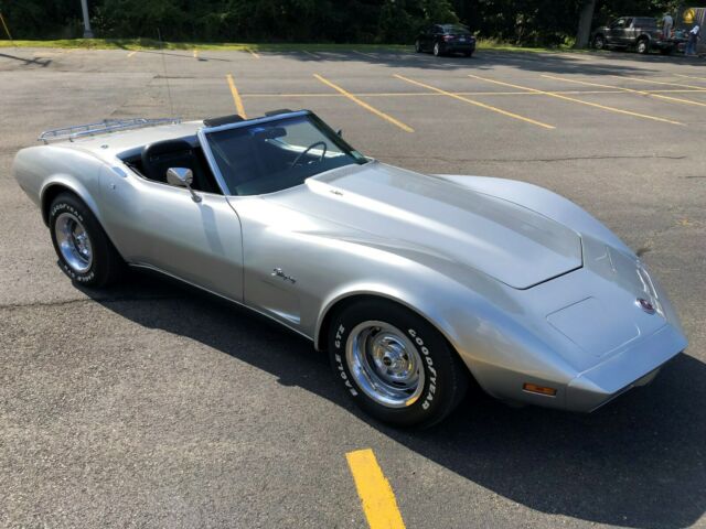 Chevrolet Corvette 1974 image number 1