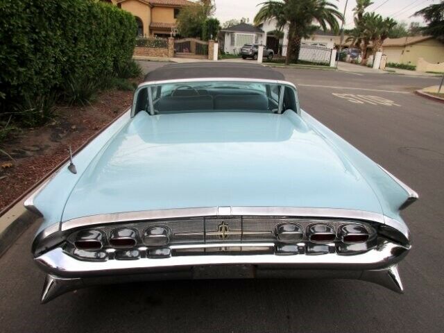 Lincoln Continental 1959 image number 4