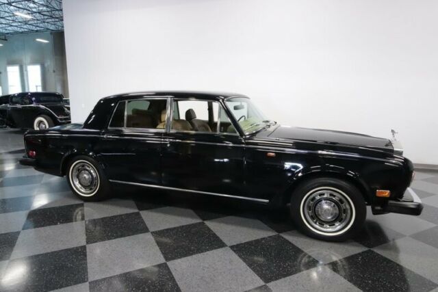 Rolls-Royce Silver Shadow II 1978 image number 16