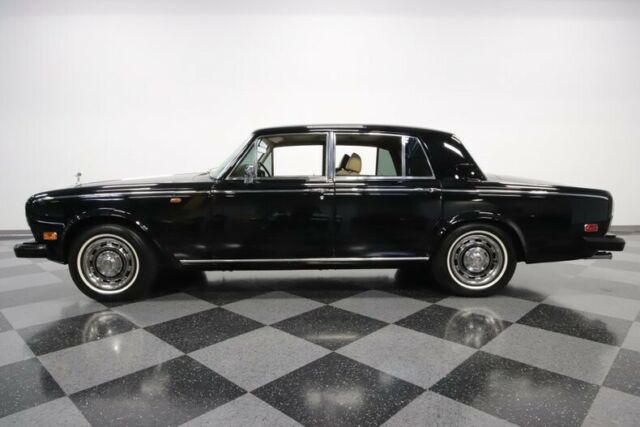 Rolls-Royce Silver Shadow II 1978 image number 2