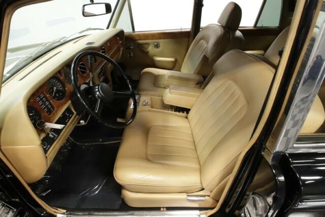 Rolls-Royce Silver Shadow II 1978 image number 4