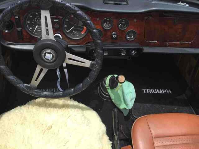 Triumph TR 6 1972 image number 23