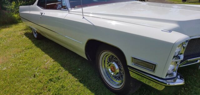 Cadillac DeVille 1968 image number 19