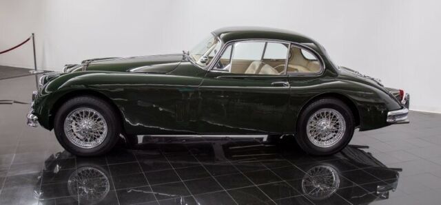 Jaguar XK150 3.8L 1961 image number 26