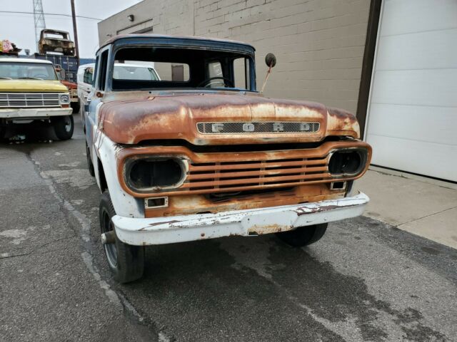 Ford F-350 1960 image number 1