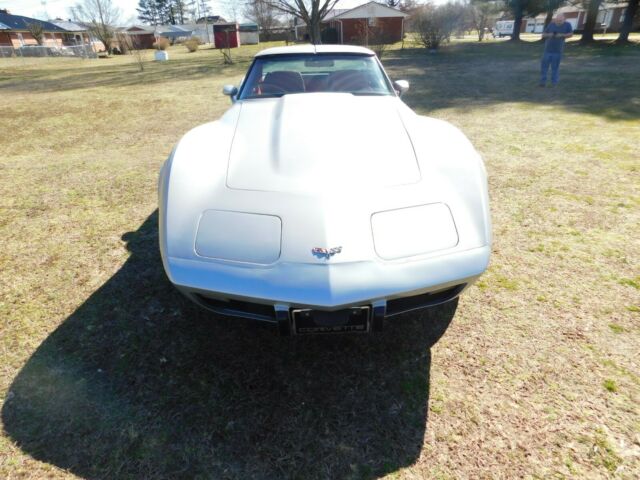 Chevrolet Corvette 1979 image number 26