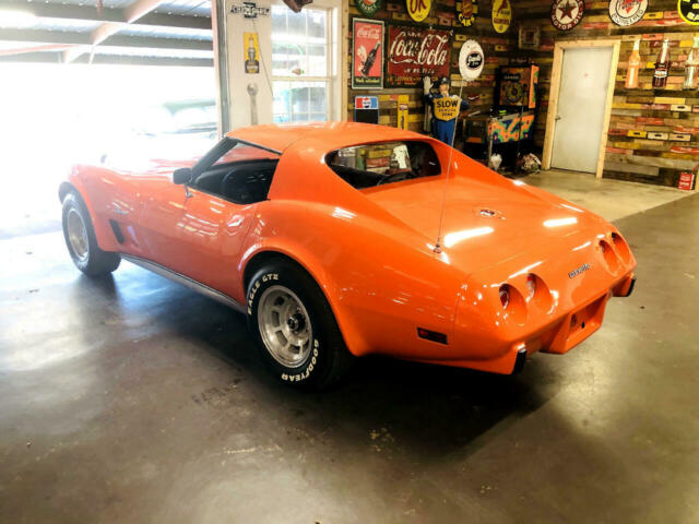 Chevrolet Corvette 1976 image number 30